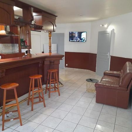 Appartement Au Bord Du Canal Montbard Dış mekan fotoğraf