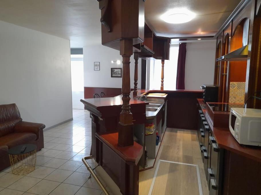 Appartement Au Bord Du Canal Montbard Dış mekan fotoğraf